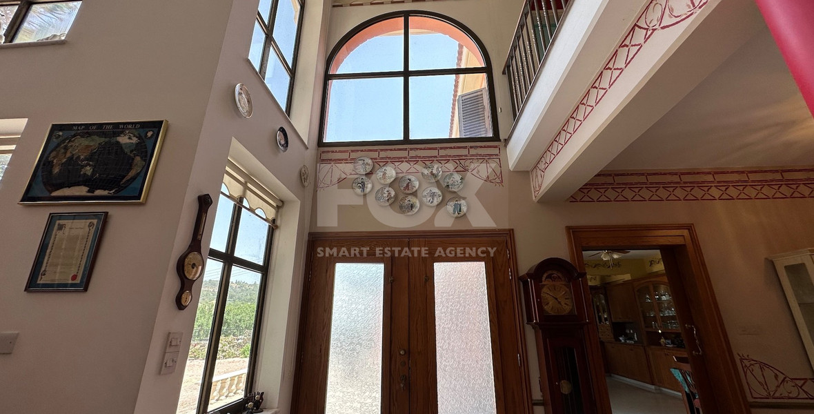 Luxurious Versatile Retreat in the Heart of Prastio offering open views,5 bedrooms, 3 bathrooms.