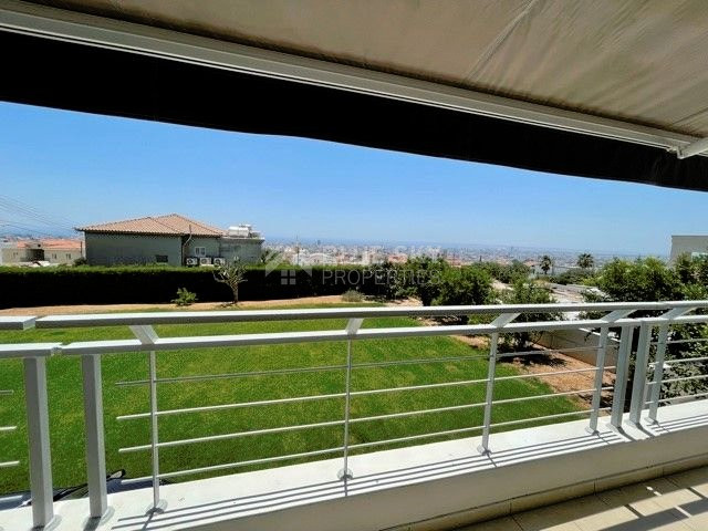 For Rent Modern Villa with Panoramic Sea Views in Prime Central Location with easy access to schools and all amenities