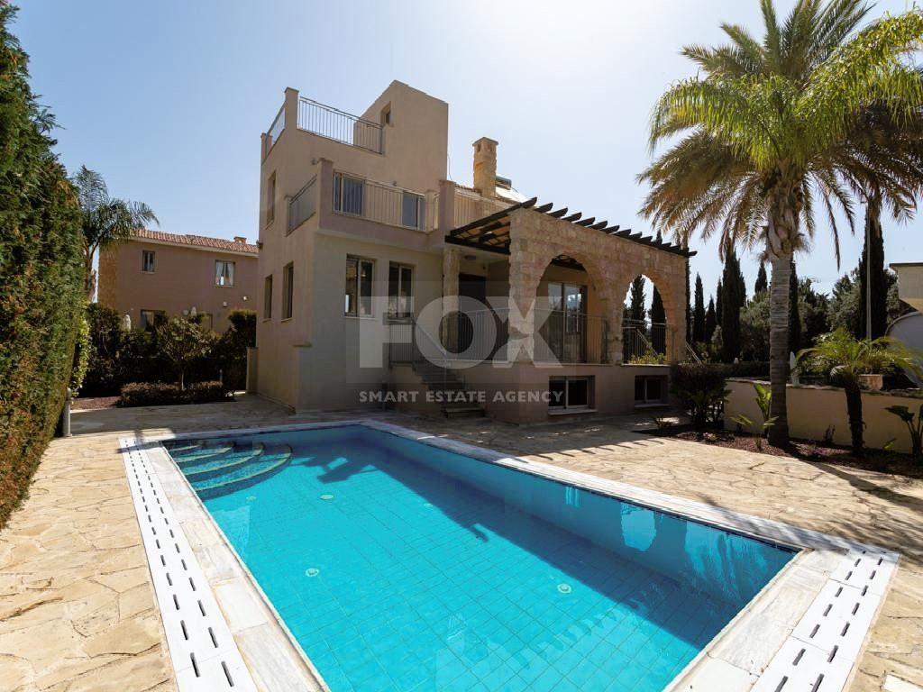 Three bedroom magnificent villas in Polis Chrysochous