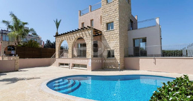 Three bedroom magnificent villas in Polis Chrysochous
