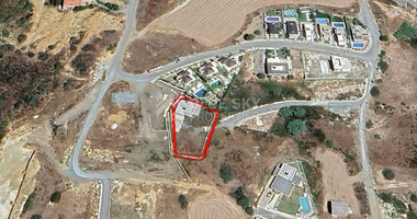 Residential Land for sale in Parekklisia (1/2 share)