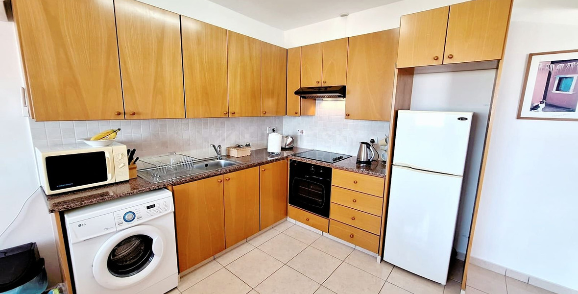 TWO BEDROOM FURNISHED APARTMENT IN PEYIA