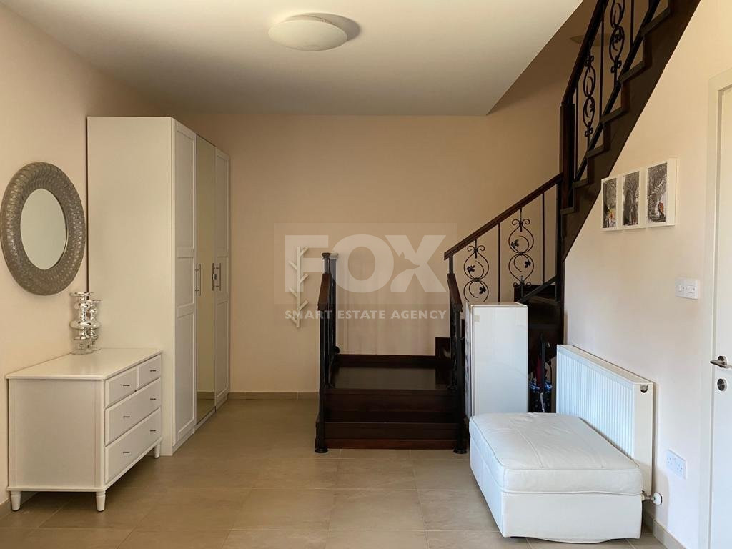 A beautiful five bedroom villa for sale in Souni with clean title deed