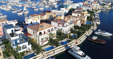 Luxury Four Bedroom Villa for sale  in Limassol Marina- Beachfront private Pool and Berth