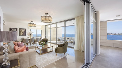 Luxury Four Bedroom Villa for sale  in Limassol Marina- Beachfront private Pool and Berth