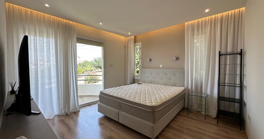 Exquisite 5 bedroom villa fully furnished with separate guest house on large plot of landscaped gardens and swimming pool.