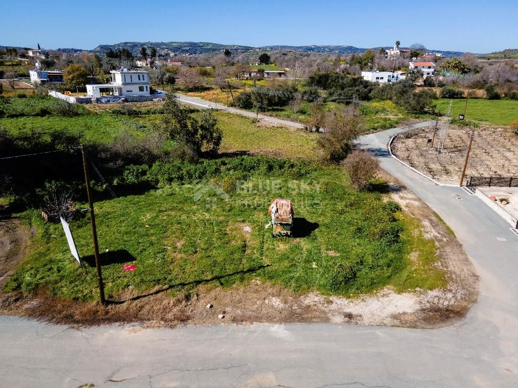 Residential Field in Polemi