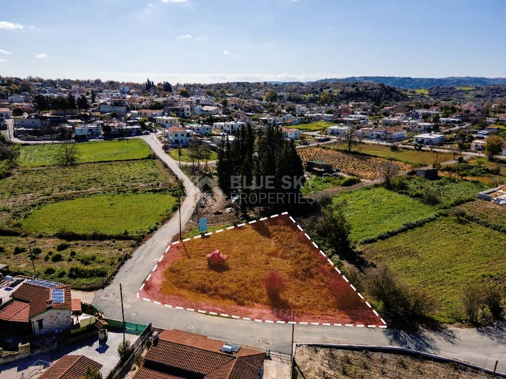 Residential Field in Polemi