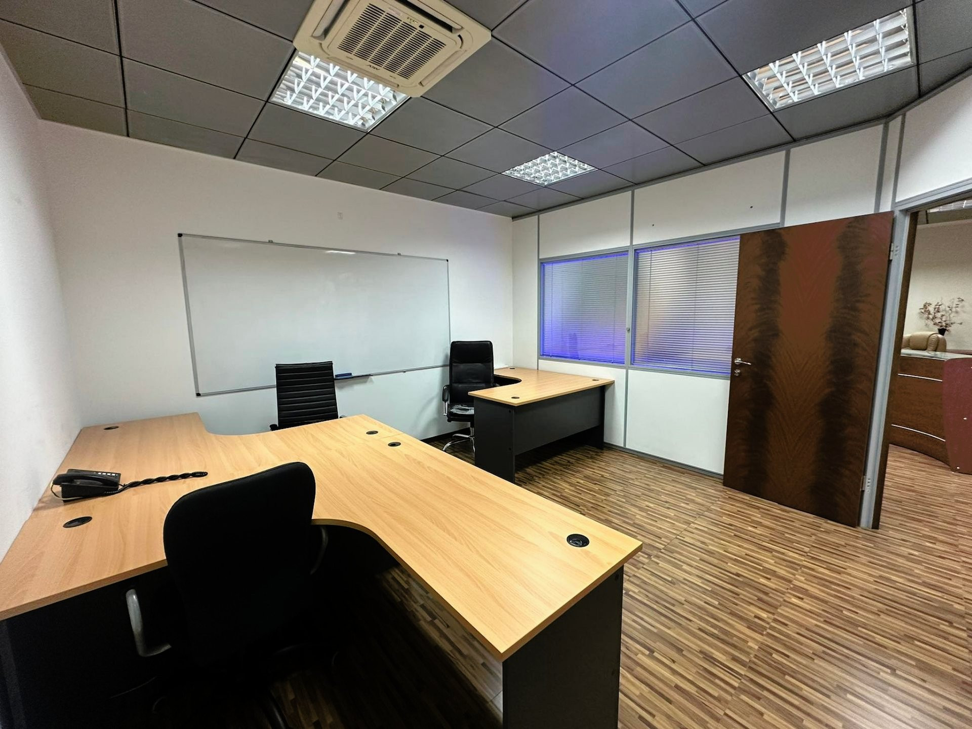 Офис 170 м² в муниципалитете Пафос, Кипр