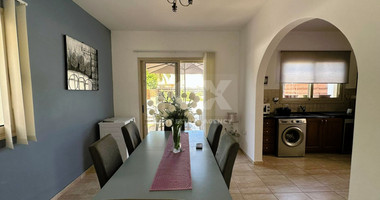 Three Bedroom Detached Villa with Private Pool in Mandria, Paphos