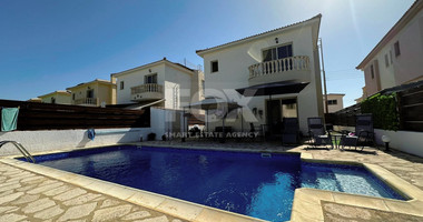 Three Bedroom Detached Villa with Private Pool in Mandria, Paphos