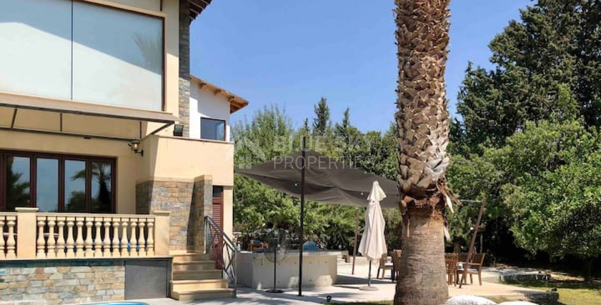 3 Bed  villa with private swimming pool in Geroskipou Paphos