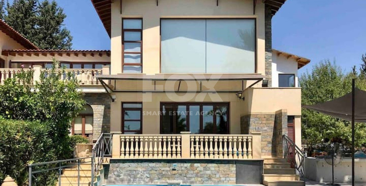 3 Bed  villa with private swimming pool in Geroskipou Paphos