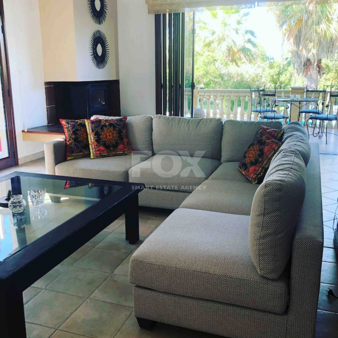 3 Bed  villa with private swimming pool in Geroskipou Paphos