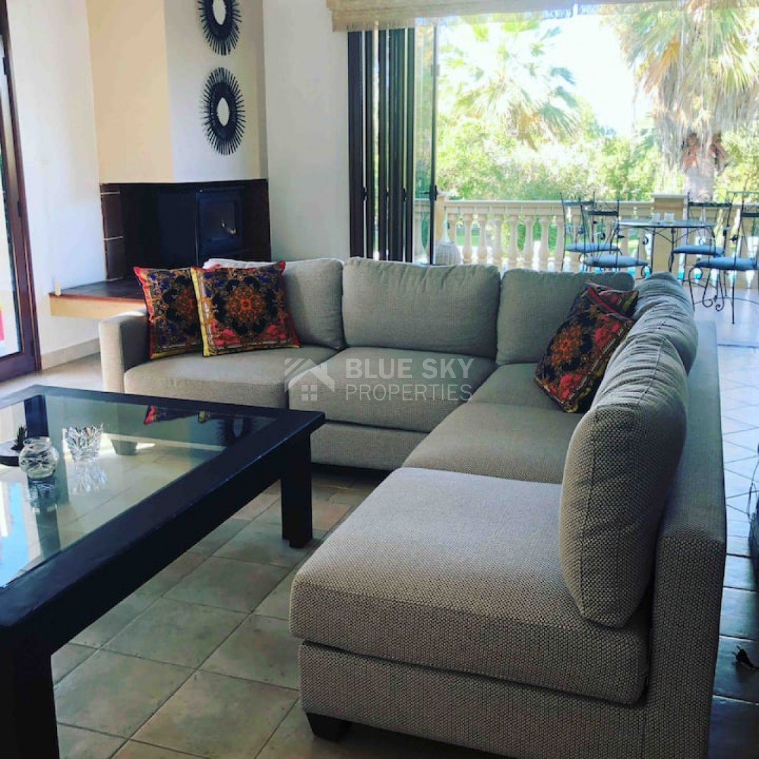 3 Bed  villa with private swimming pool in Geroskipou Paphos