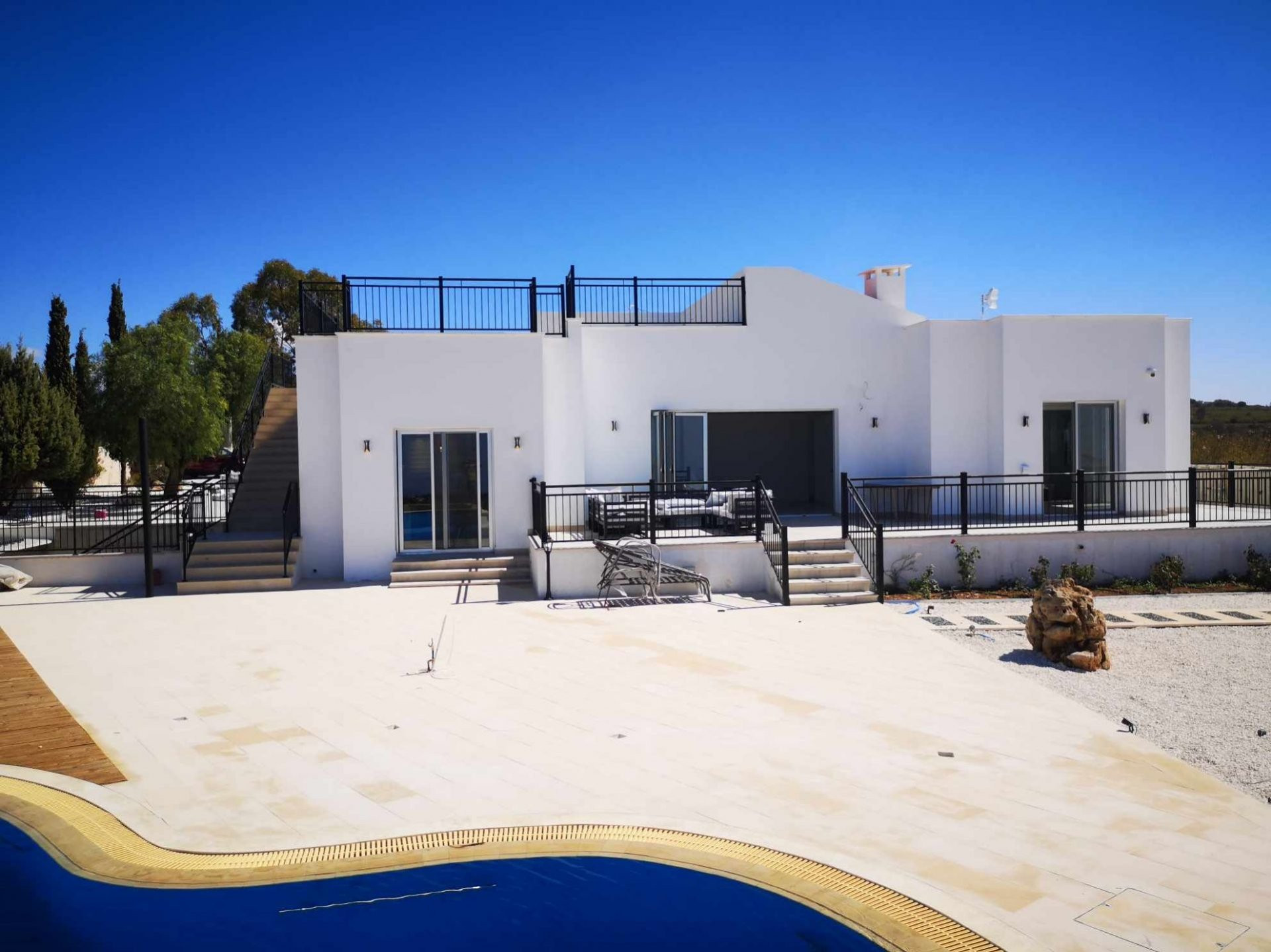 Bungalow 5 bedrooms 400 m² Kathikas, Cyprus