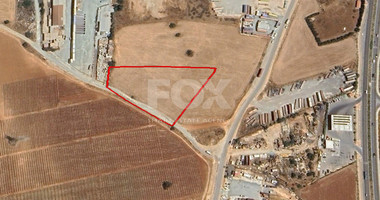 Commercial Land for Sale in Ypsonas