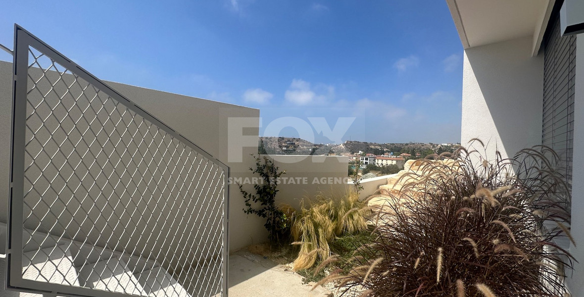 MODERN 6 BEDROOM 5 BATHROOM FURNISHED VILLA IN AN ELEVATED PART OF AGIOS TYCHONAS WITH LOVELY VIEWS