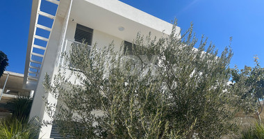 MODERN 6 BEDROOM 5 BATHROOM FURNISHED VILLA IN AN ELEVATED PART OF AGIOS TYCHONAS WITH LOVELY VIEWS