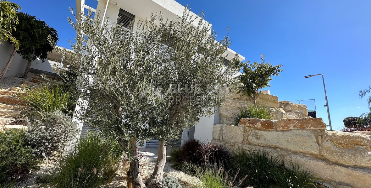 MODERN 6 BEDROOM 5 BATHROOM FURNISHED VILLA IN AN ELEVATED PART OF AGIOS TYCHONAS WITH LOVELY VIEWS