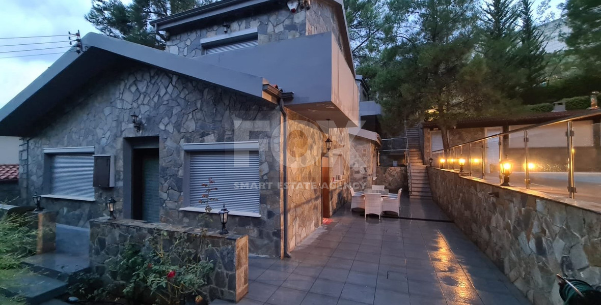 Beautiful 3 bedroom Detached house with 2 bedroom Detached guest house and maid's quarter, swimming pool and gardens