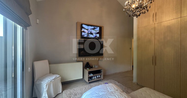 Beautiful 3 bedroom Detached house with 2 bedroom Detached guest house and maid's quarter, swimming pool and gardens