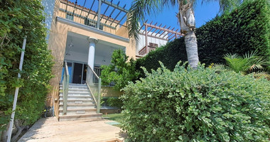 Luxurious Three bedroom Villa for sale on Limassol Marina, Cyprus