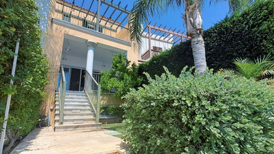 Luxurious Three bedroom Villa for sale on Limassol Marina, Cyprus