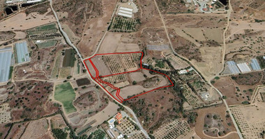 Agricultural Field for sale in Monagroulli