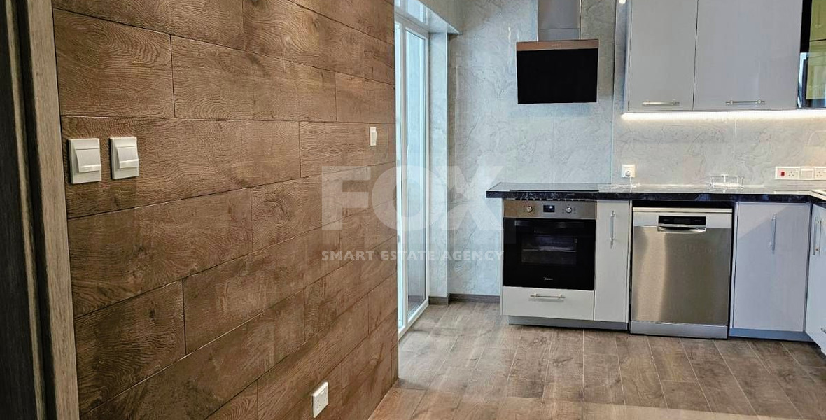 Three-Bedroom Apartment for sale in Neapoli: Renovated, 300m from the Beach