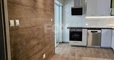 Three-Bedroom Apartment for sale in Neapoli: Renovated, 300m from the Beach