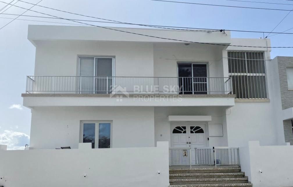 Three bedroom semi detached house , Center of Paphos