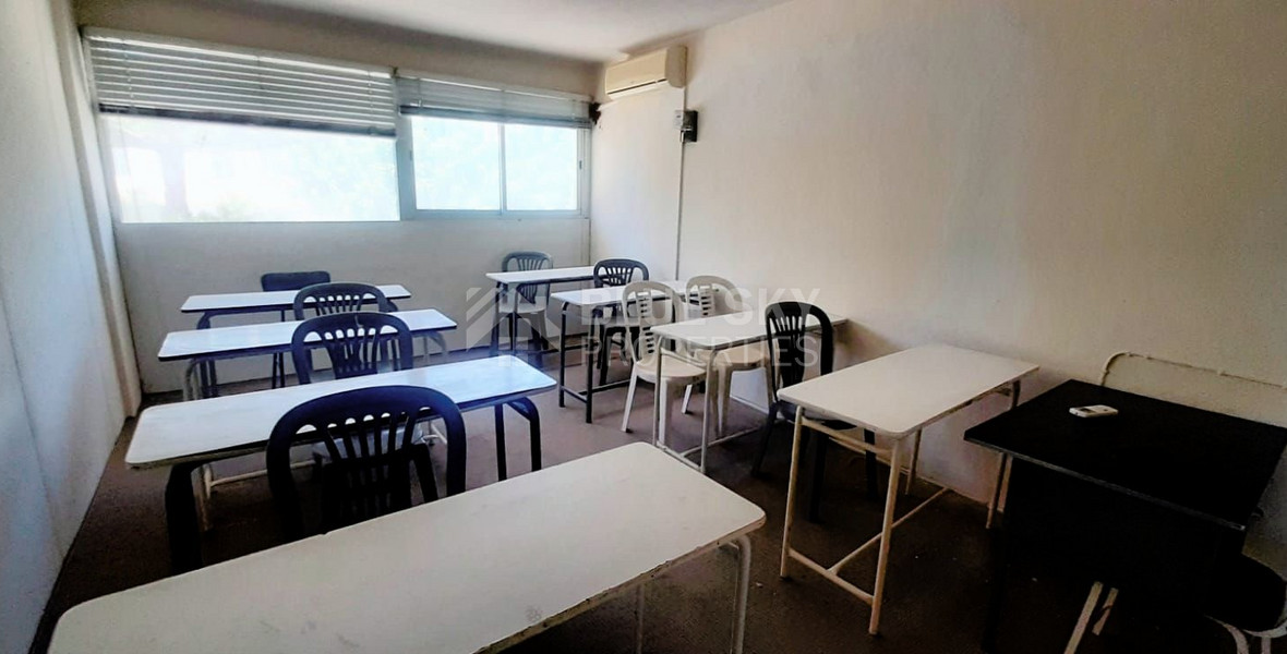 Shop - Office in Central Paphos