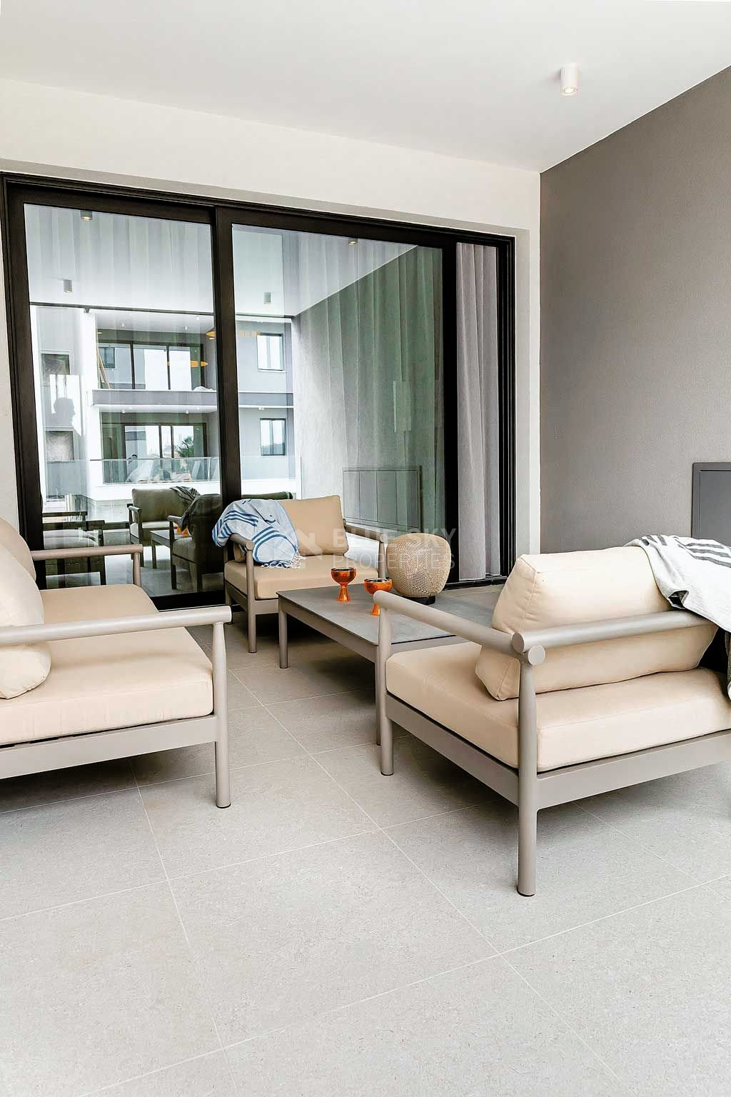 Luxury one bedroom apartment in Tombs of the Kings area, Paphos