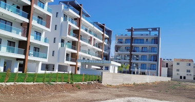 Investment oportunity - One bedroom apartment and a studio