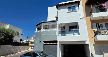 Three Bedroom Town House in Chloraka