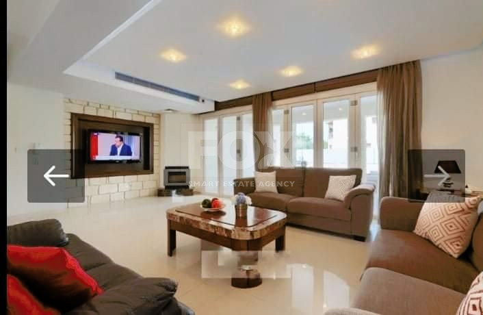 For sale : Stunning 6 bedrooms two-storey villa  in the sought-after area of Universal, Agios Theodoros, Paphos.