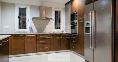 For sale : Stunning 6 bedrooms two-storey villa  in the sought-after area of Universal, Agios Theodoros, Paphos.