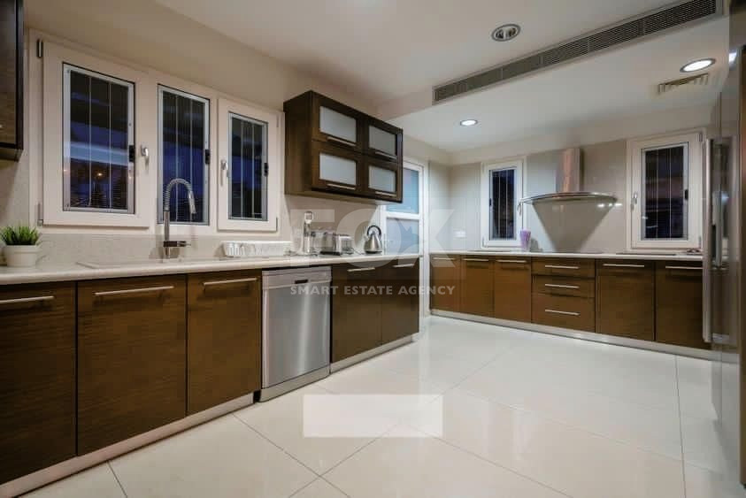 For sale : Stunning 6 bedrooms two-storey villa  in the sought-after area of Universal, Agios Theodoros, Paphos.