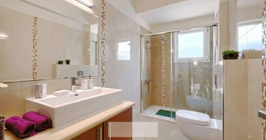 For sale : Stunning 6 bedrooms two-storey villa  in the sought-after area of Universal, Agios Theodoros, Paphos.