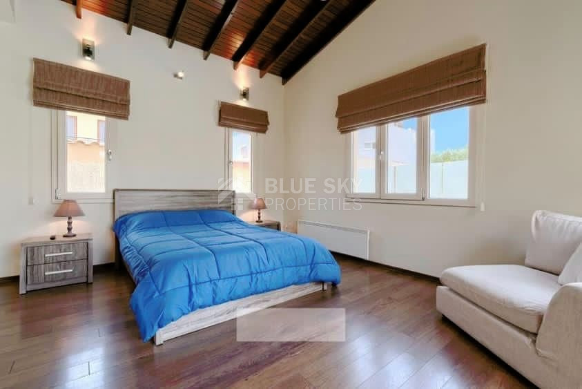 For sale : Stunning 6 bedrooms two-storey villa  in the sought-after area of Universal, Agios Theodoros, Paphos.