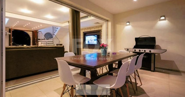 For sale : Stunning 6 bedrooms two-storey villa  in the sought-after area of Universal, Agios Theodoros, Paphos.