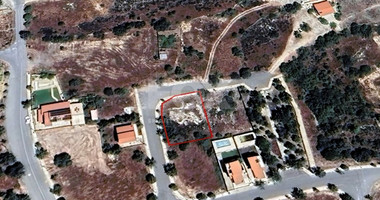 Corner Building Plot for sale in Lofou