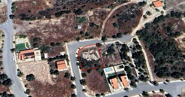 Corner Building Plot for sale in Lofou