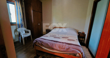 Beautiful three-bedroom house with big garden and common swimming pool in Mandria, Limassol