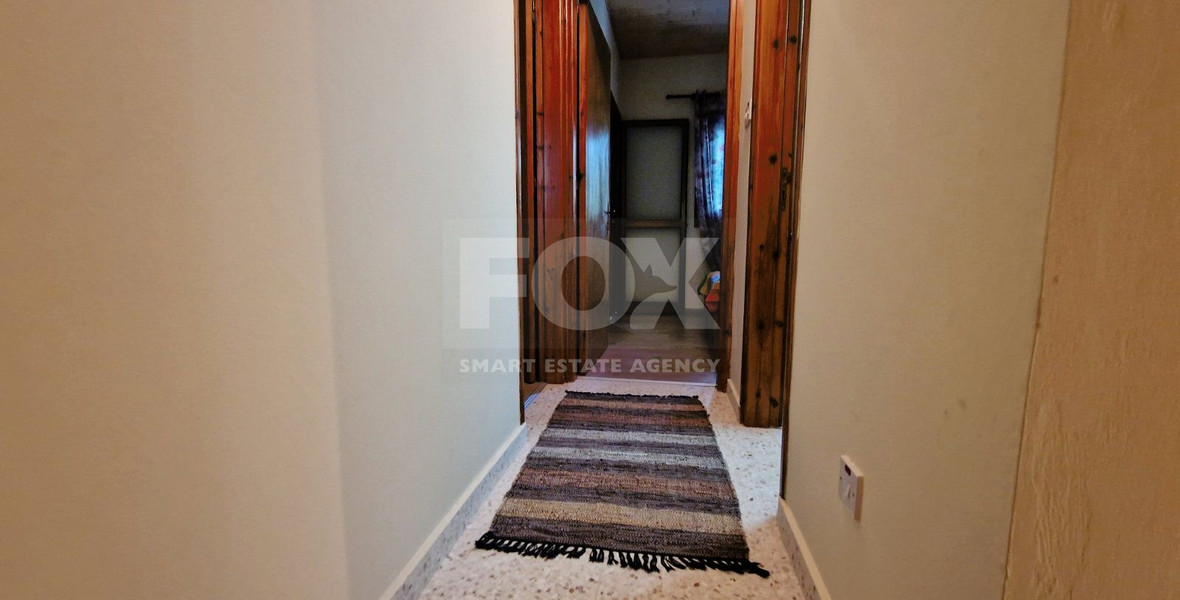 Beautiful three-bedroom house with big garden and common swimming pool in Mandria, Limassol