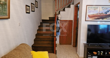 Beautiful three-bedroom house with big garden and common swimming pool in Mandria, Limassol