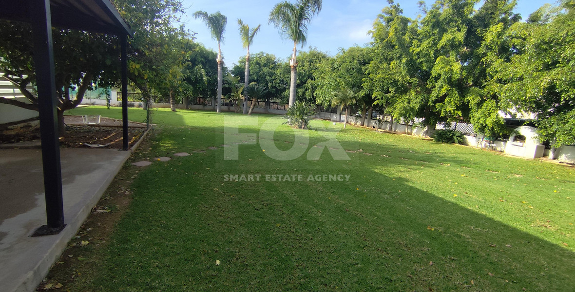 Three Bedroom Detached House with Separate Maid's Annex | Walking Distance to the Sea | Kapparis, Paralimni