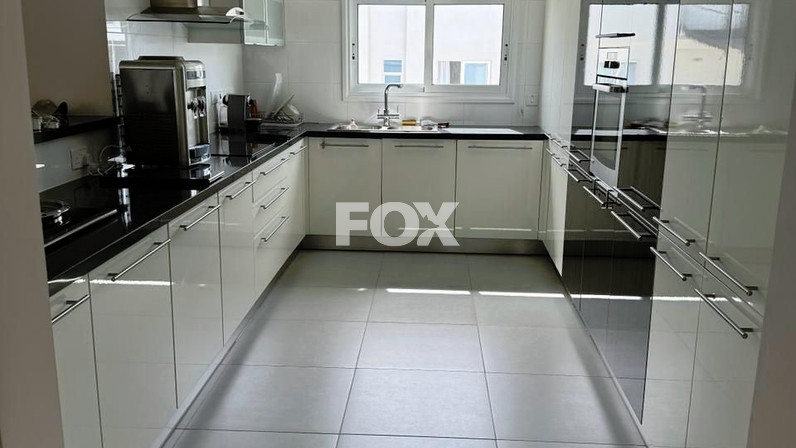 3-bedroom apartments for rent 160 m² in Agia Zoni, Limassol, Cyprus