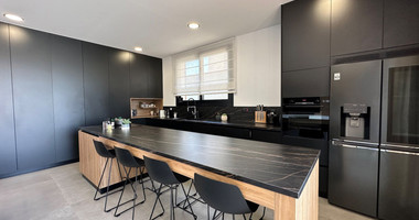 LOVELY MODERN VILLA IN PRIME LOCATION READY TO MOVE IN WITH READY TITLE DEED.